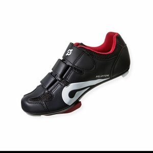 Peloton cycling shoes size 9 (40)
